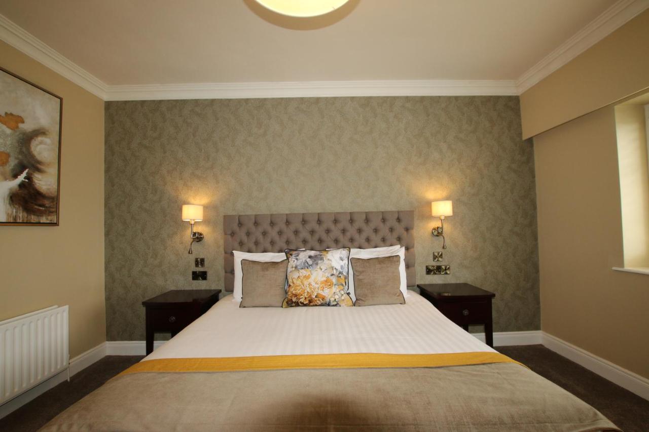 Crover House Hotel & Golf Club Mountnugent Bagian luar foto
