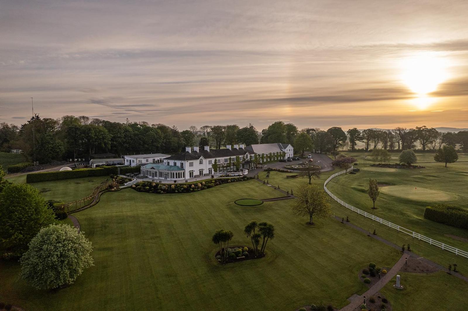 Crover House Hotel & Golf Club Mountnugent Bagian luar foto