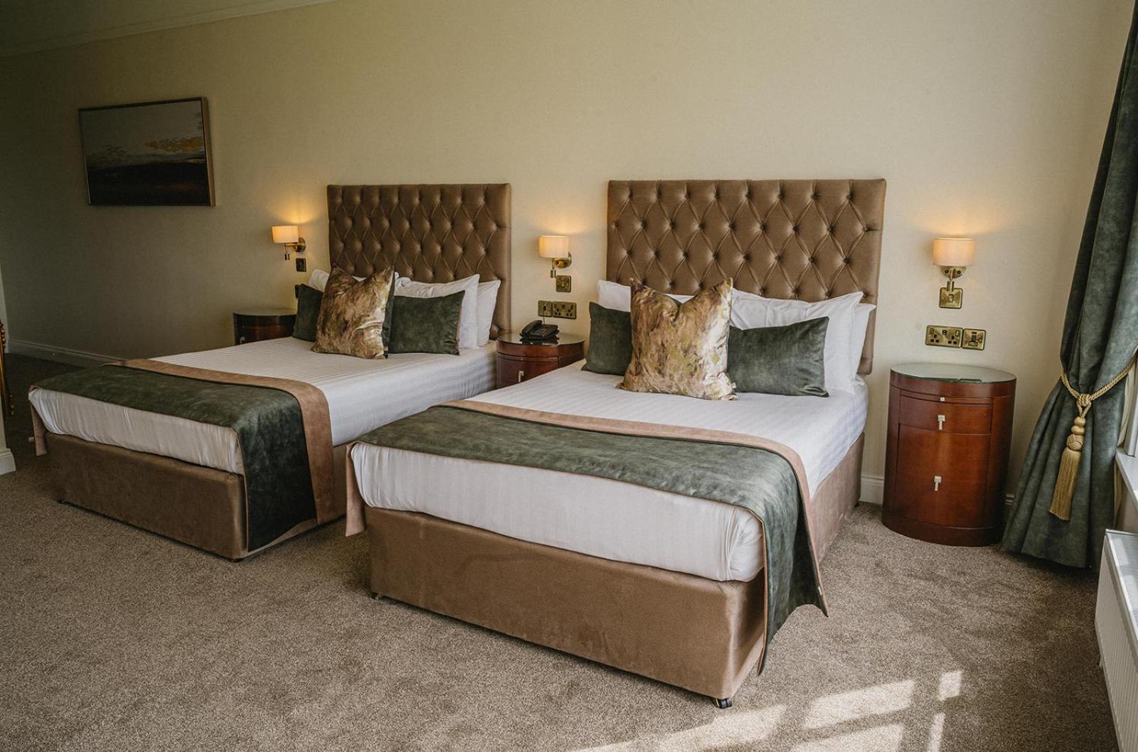 Crover House Hotel & Golf Club Mountnugent Bagian luar foto