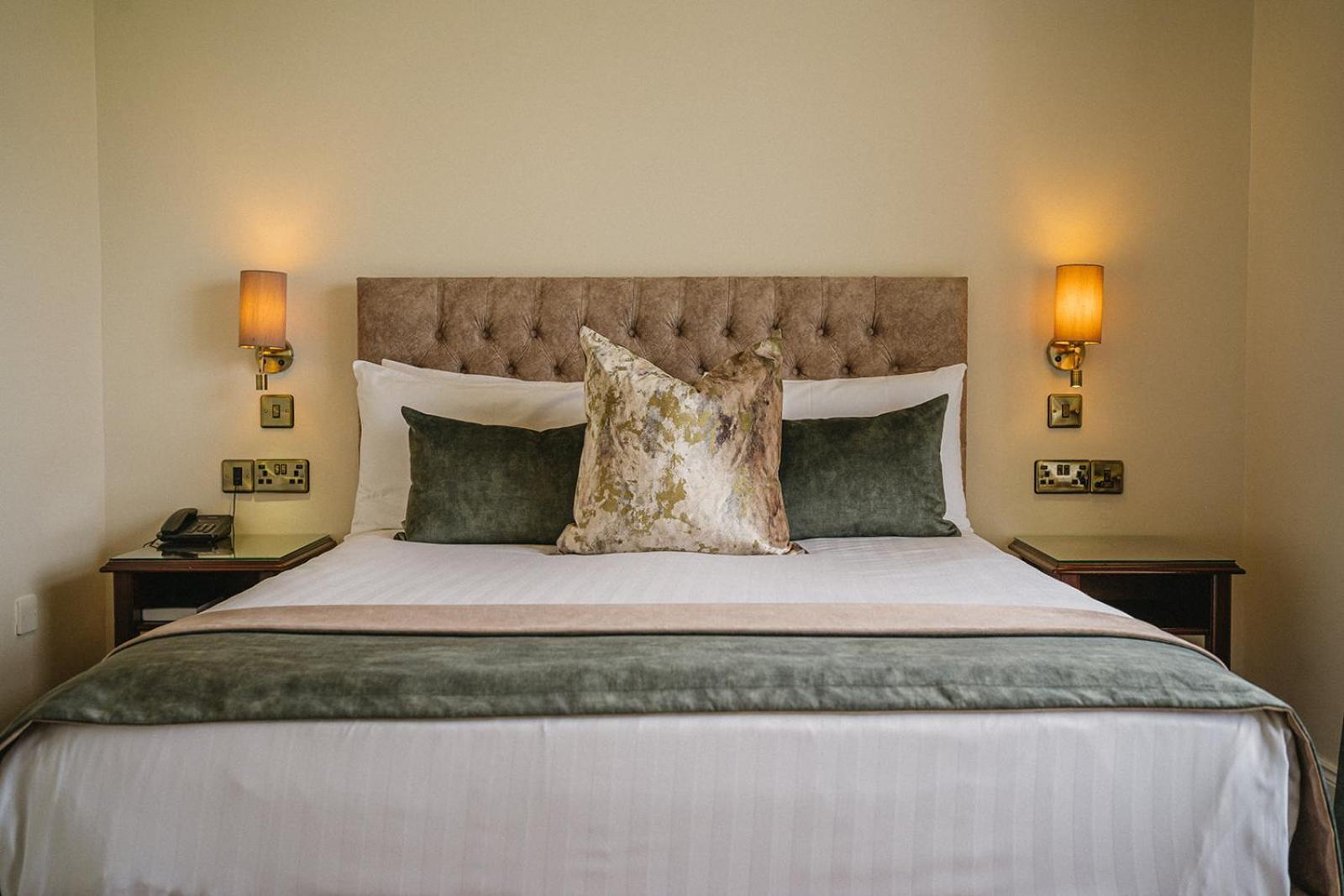 Crover House Hotel & Golf Club Mountnugent Bagian luar foto