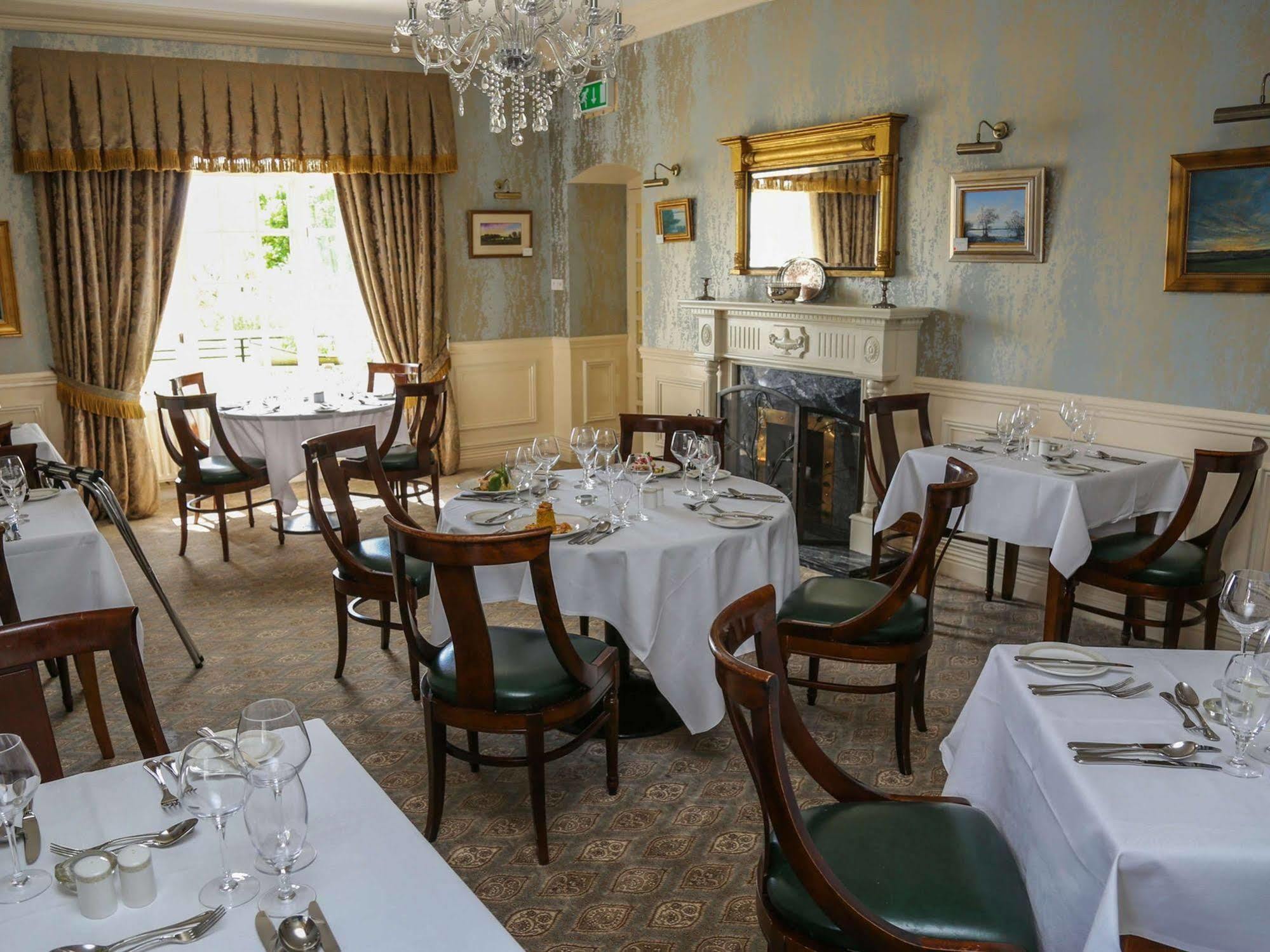 Crover House Hotel & Golf Club Mountnugent Bagian luar foto